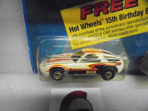 1982 HOT WHEELS 3 CAR SET W BELT BUCKLE,  67 CAMARO, LONG SHOT SEMI, PORSCHE 928 Online Hot Sale