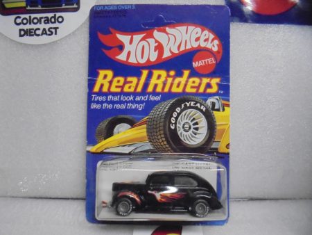 1982 HOT WHEELS REAL RIDERS BLACK FAT FENDERED  40 UNPUNCHED CREASED CARD For Sale