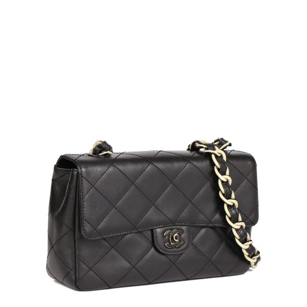 Chanel Black Quilted Lambskin Vintage Medium Classic Single Flap Bag Sale