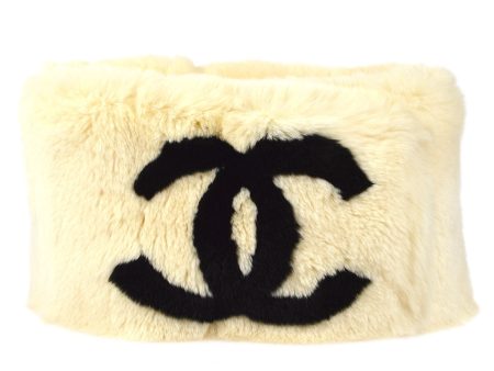 CHANEL 2001 Fur Scarf 58024 For Cheap