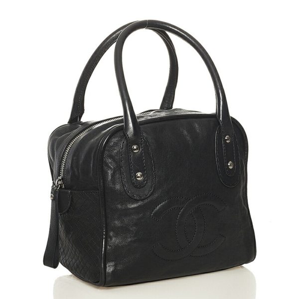 Chanel cruise line handbag black lambskin ladies CHANEL Supply