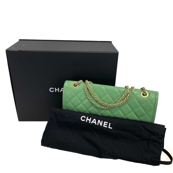 CHANEL - 2021 CC Medium Diamond Caviar Leather Mint Green Sweet Single Flap For Sale