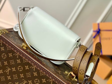 Louis Vuitton Swing Bag Fashion