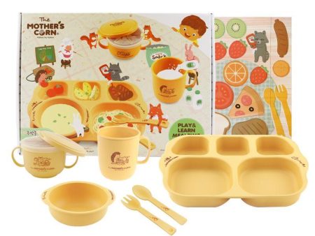 Mother s Corn Award Winning Play & Learn Meal Time Set For Sale